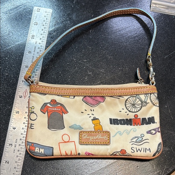 Dooney & Bourke Multicolor Graphic Wristlet - Picture 1 of 5